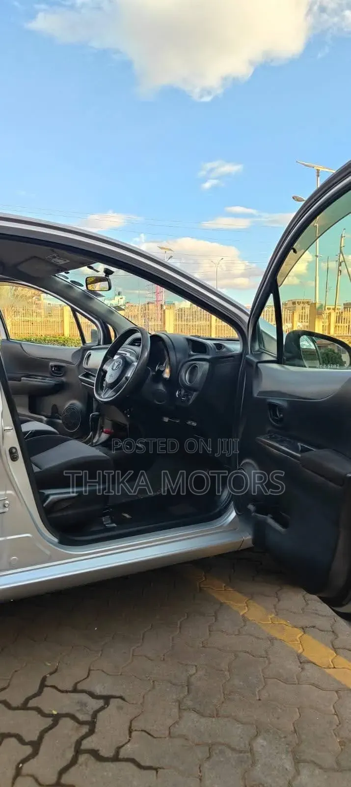 Toyota Vitz 2013