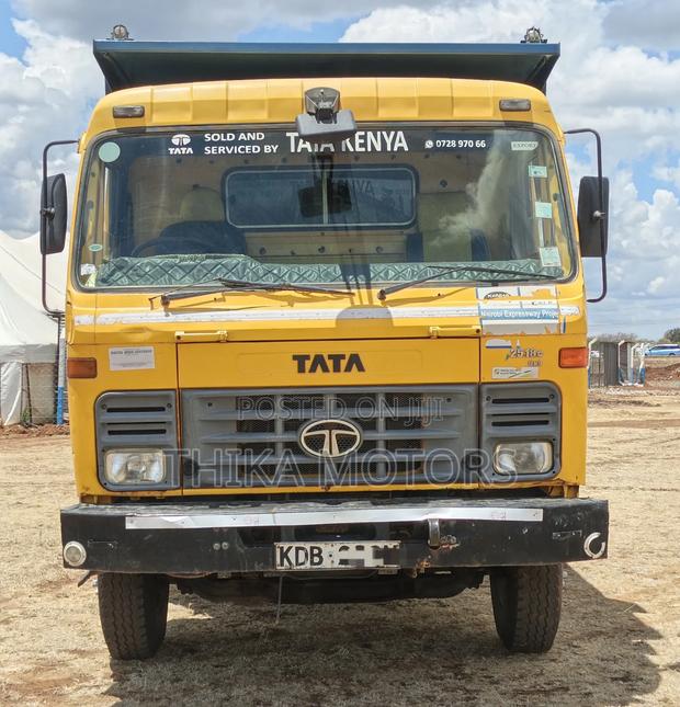 Tata Tipper - main view
