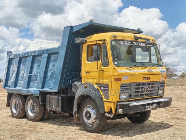 Tata Tipper - thumbnail 2