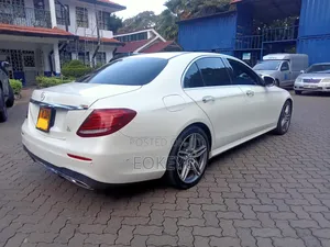 Mercedes-Benz E250 2016 Pearl