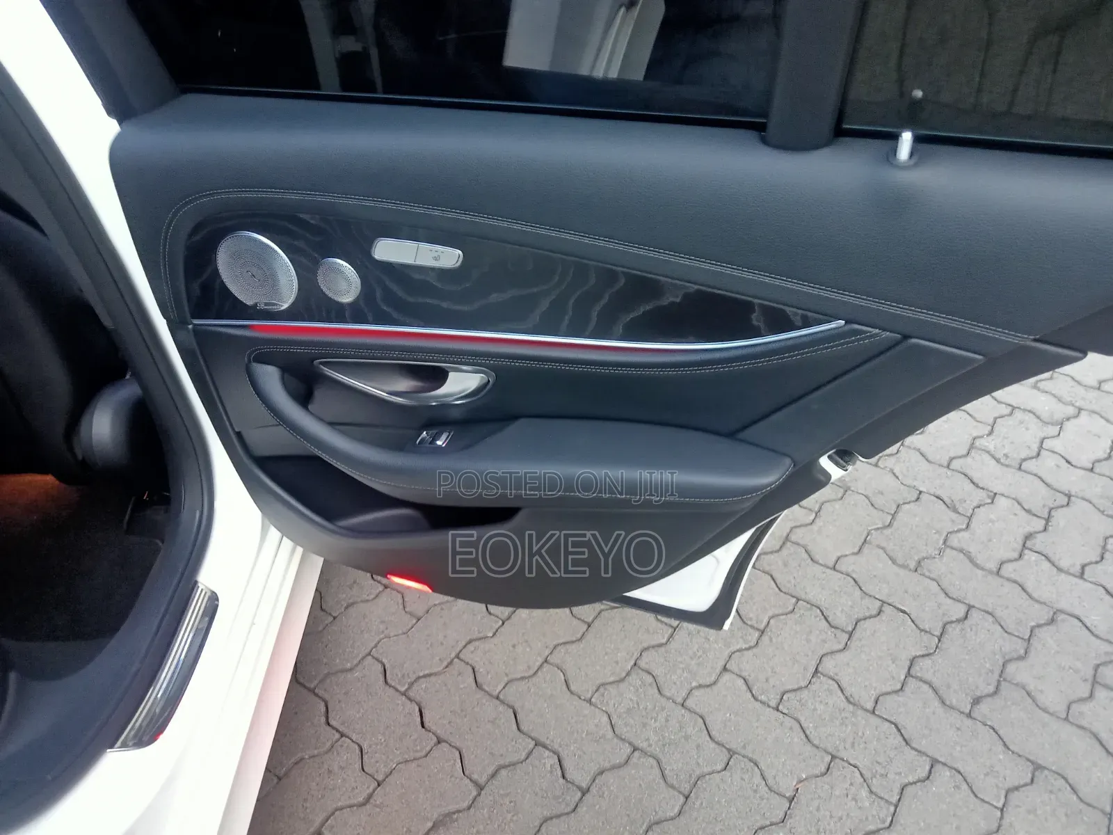 Mercedes-Benz E250 2016 Pearl