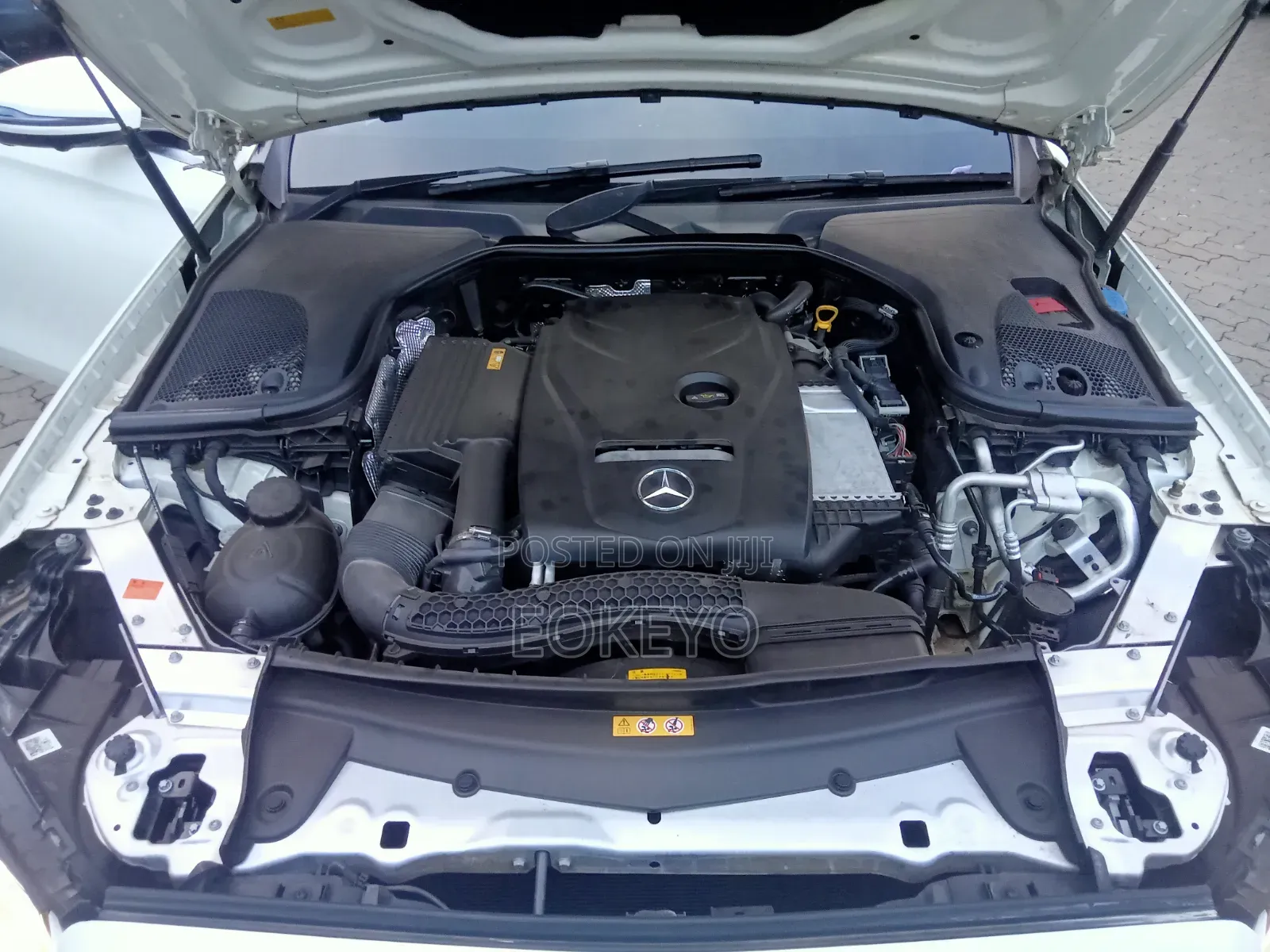 Mercedes-Benz E250 2016 Pearl