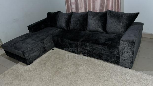 Comfortable L-Shape Sectional Sofa With Cushions - thumbnail 4