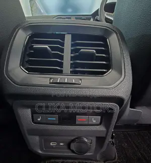 Volkswagen Tiguan 2.0T SE 2021 Pearl