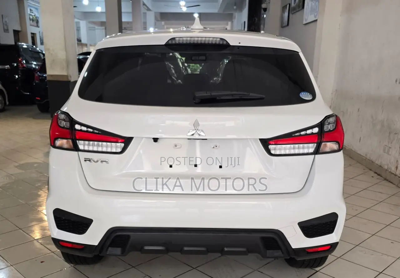 Mitsubishi RVR 2020 White