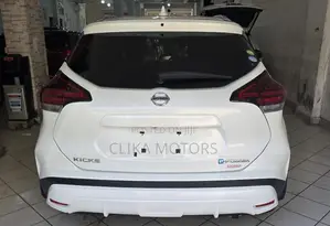 Nissan Kicks S 2020 Pearl