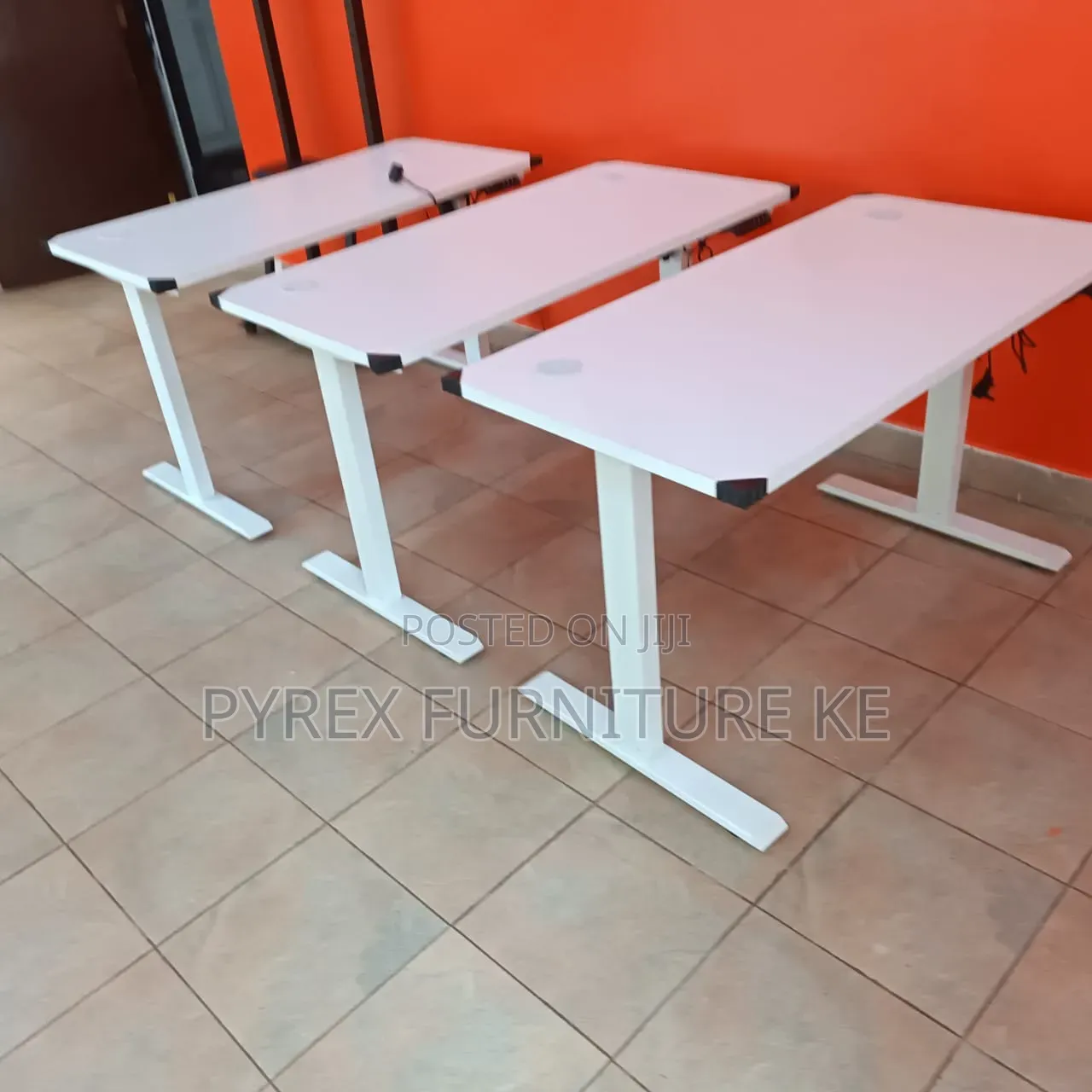 White Ergonomic Electric Desk for Workstation