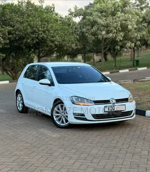 Volkswagen Golf 2017 Blue