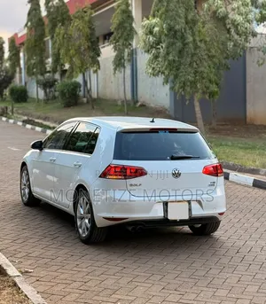 Volkswagen Golf 2017 Blue