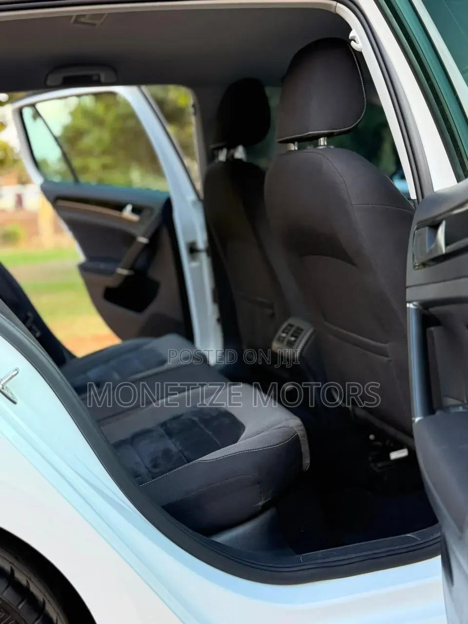 Volkswagen Golf 2017 Blue