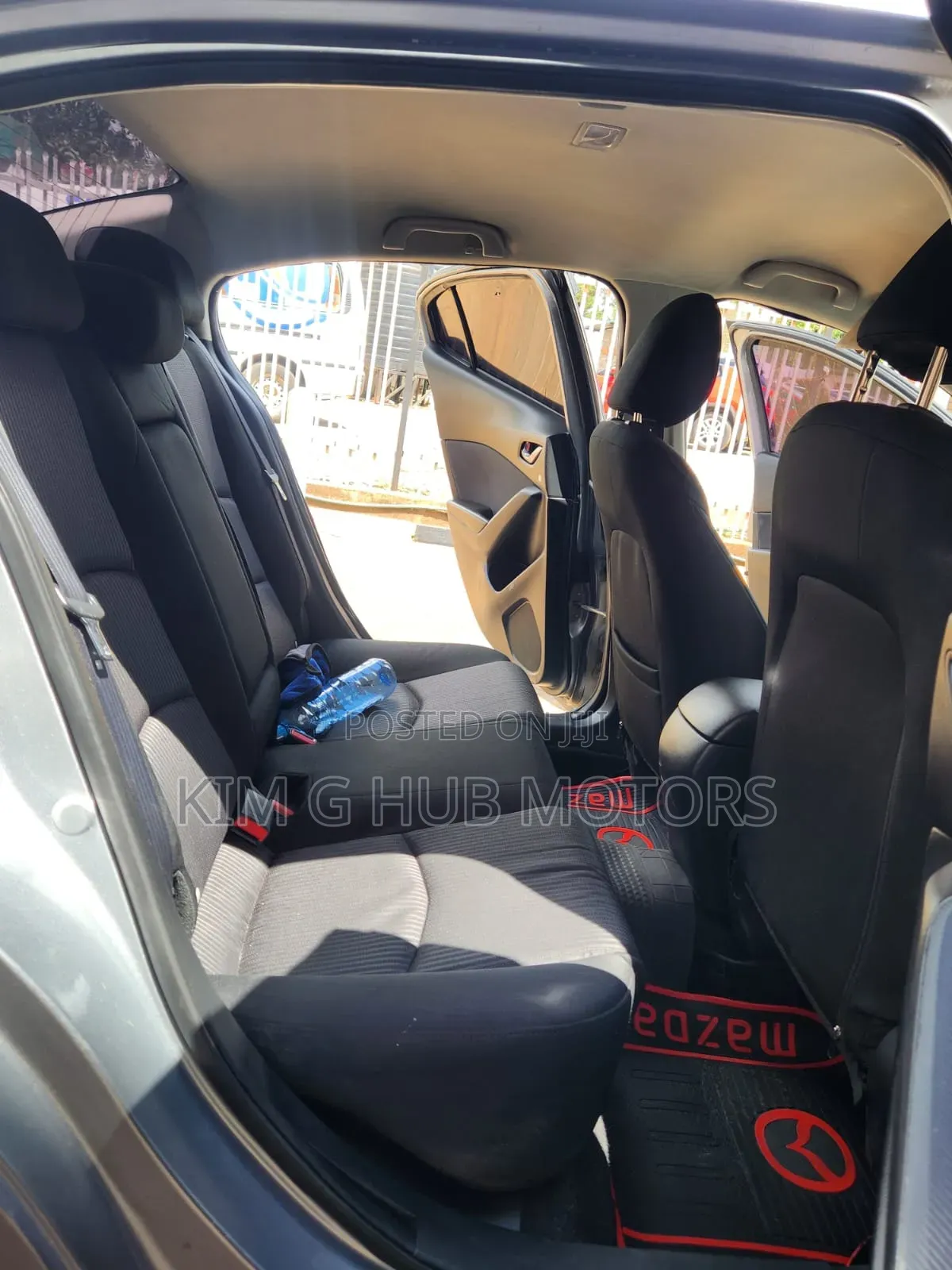 Mazda Axela SV Premium 2014 Silver