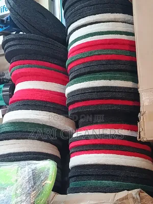 Black Scrubbing Pads