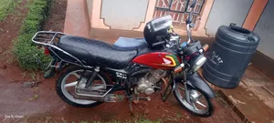 Honda CB 2019 Red