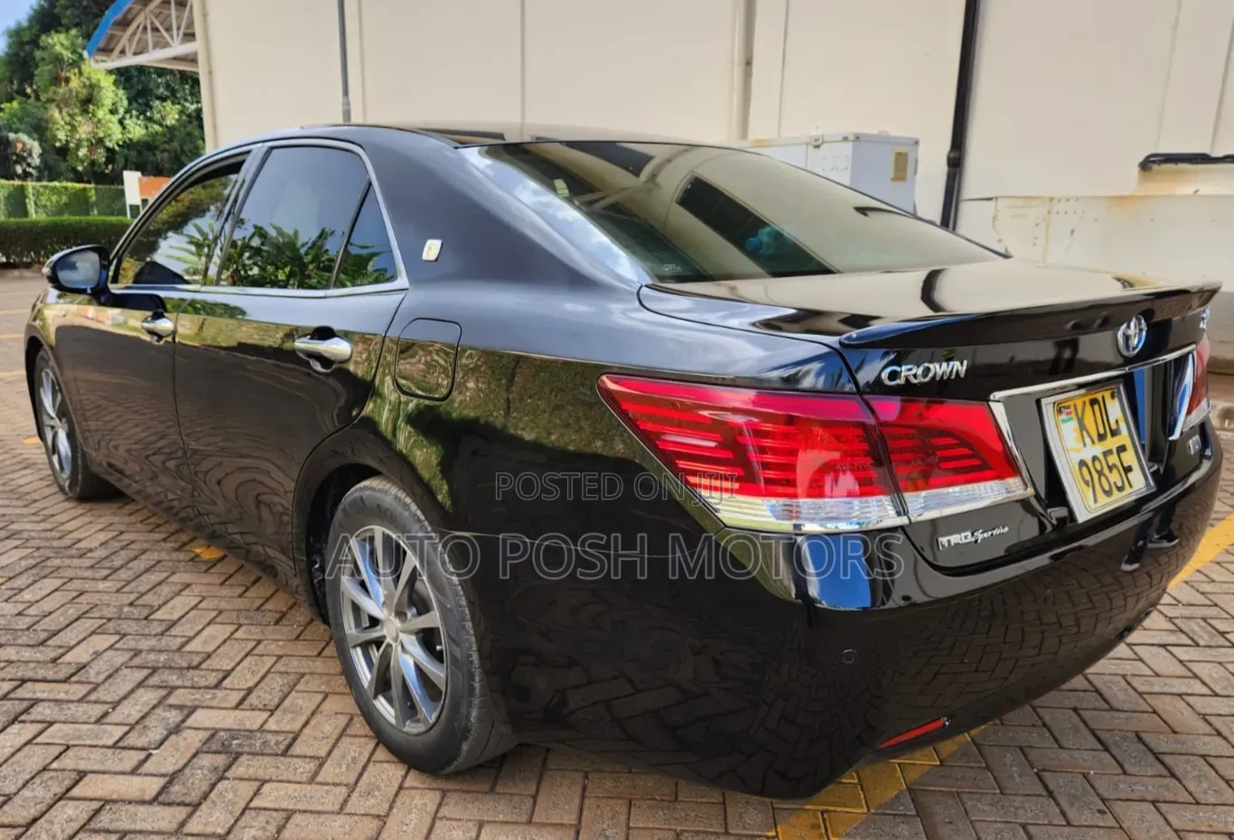 Toyota Crown 2015 Black