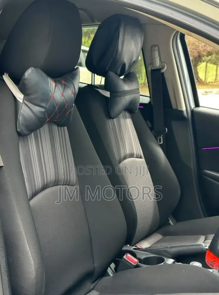 Mazda 2 2021 Silver