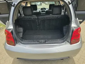 Toyota IST 2005 Silver