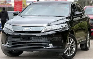 Toyota Harrier 2.0 2019 Black