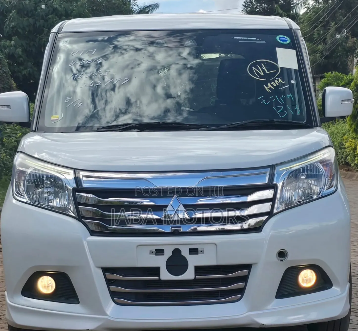 Mitsubishi Delica 2019 White