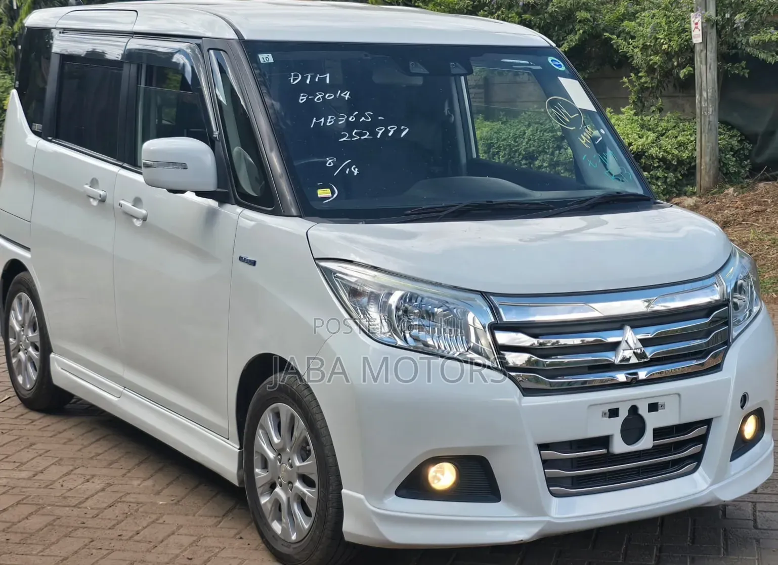 Mitsubishi Delica 2019 White