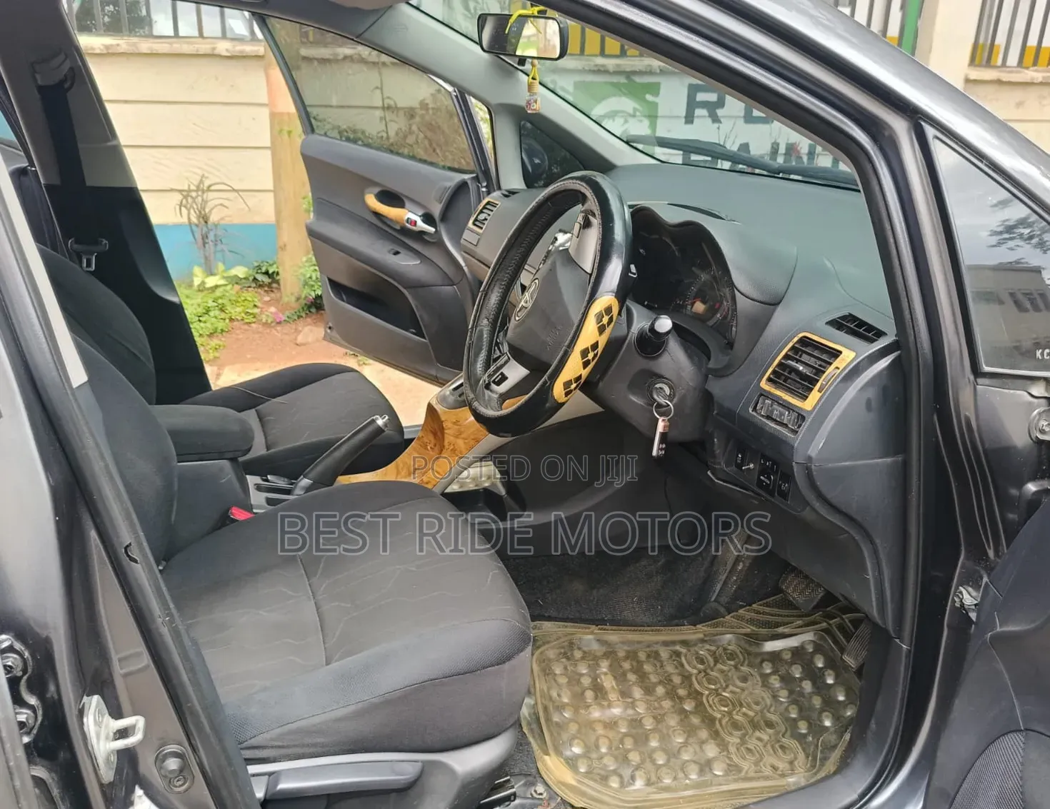 Toyota Auris 2008 Gray