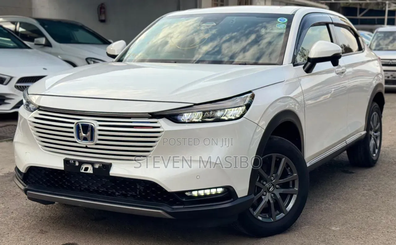 Honda Vezel 2022 White