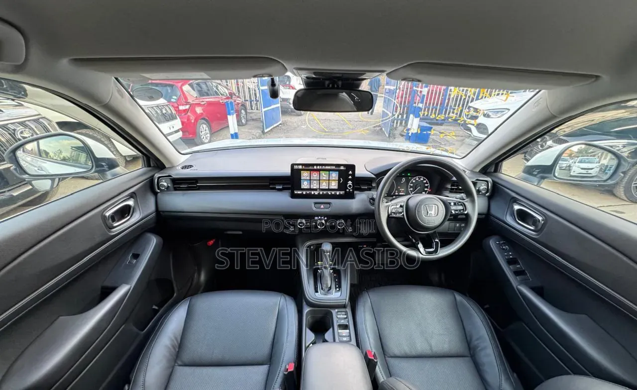 Honda Vezel 2022 White