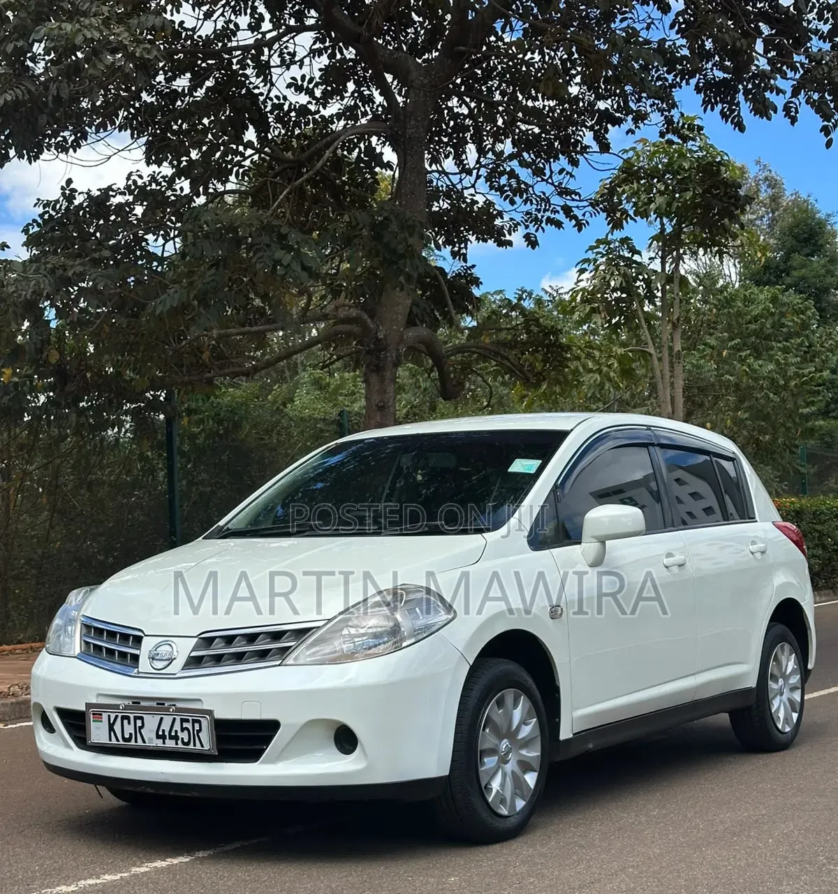 Nissan Tiida 2011 White