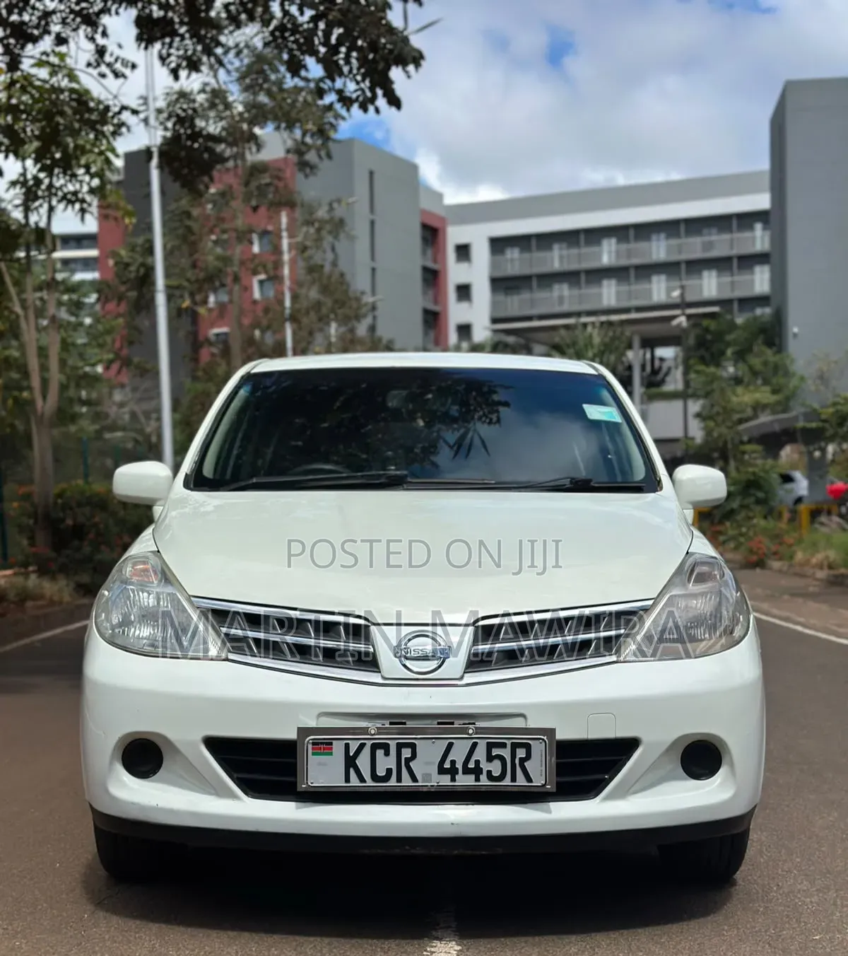 Nissan Tiida 2011 White