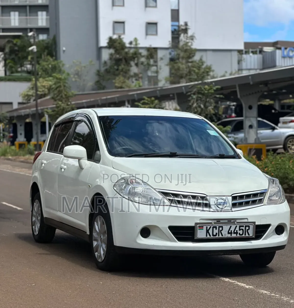 Nissan Tiida 2011 White
