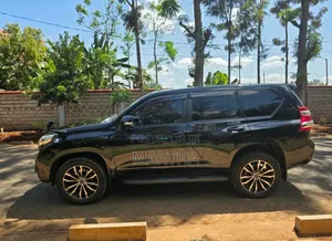 Toyota Land Cruiser Prado 2015 Black