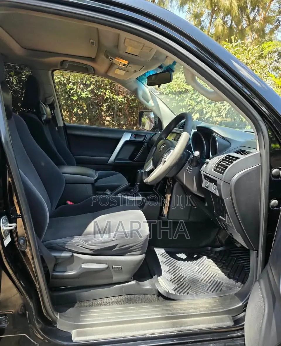 Toyota Land Cruiser Prado 2015 Black