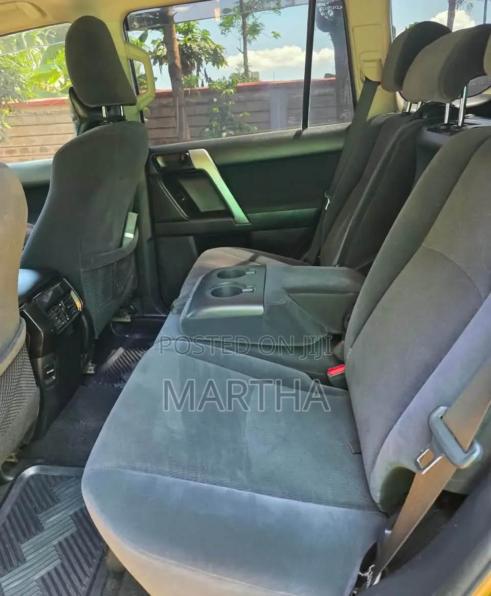 Toyota Land Cruiser Prado 2015 Black