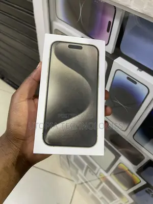 New Apple iPhone 15 Pro Max 256 GB