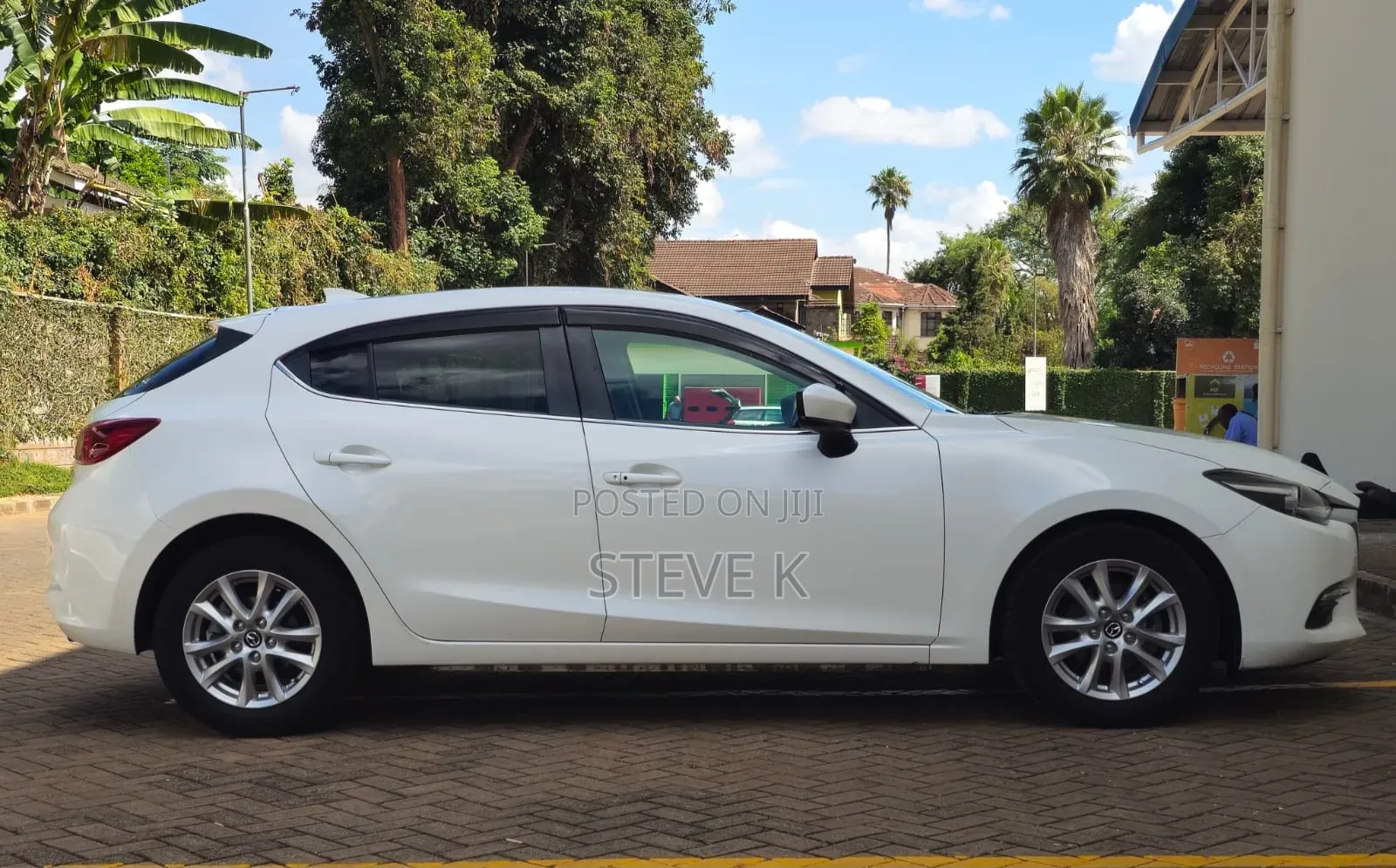 Mazda Axela 2016 White