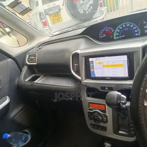 Mitsubishi Delica 2016 White