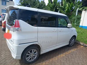 Mitsubishi Delica 2016 White
