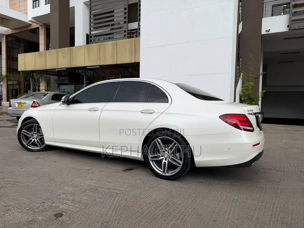 Mercedes-Benz E250 2016 White