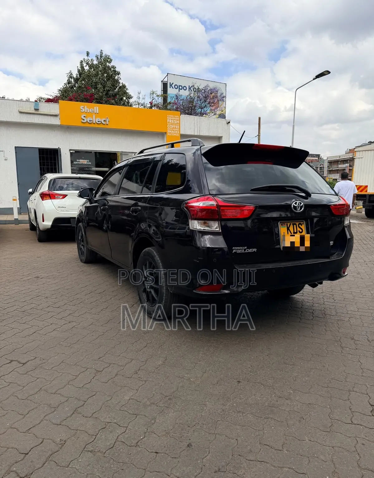 Toyota Corolla Fielder 2017 Black