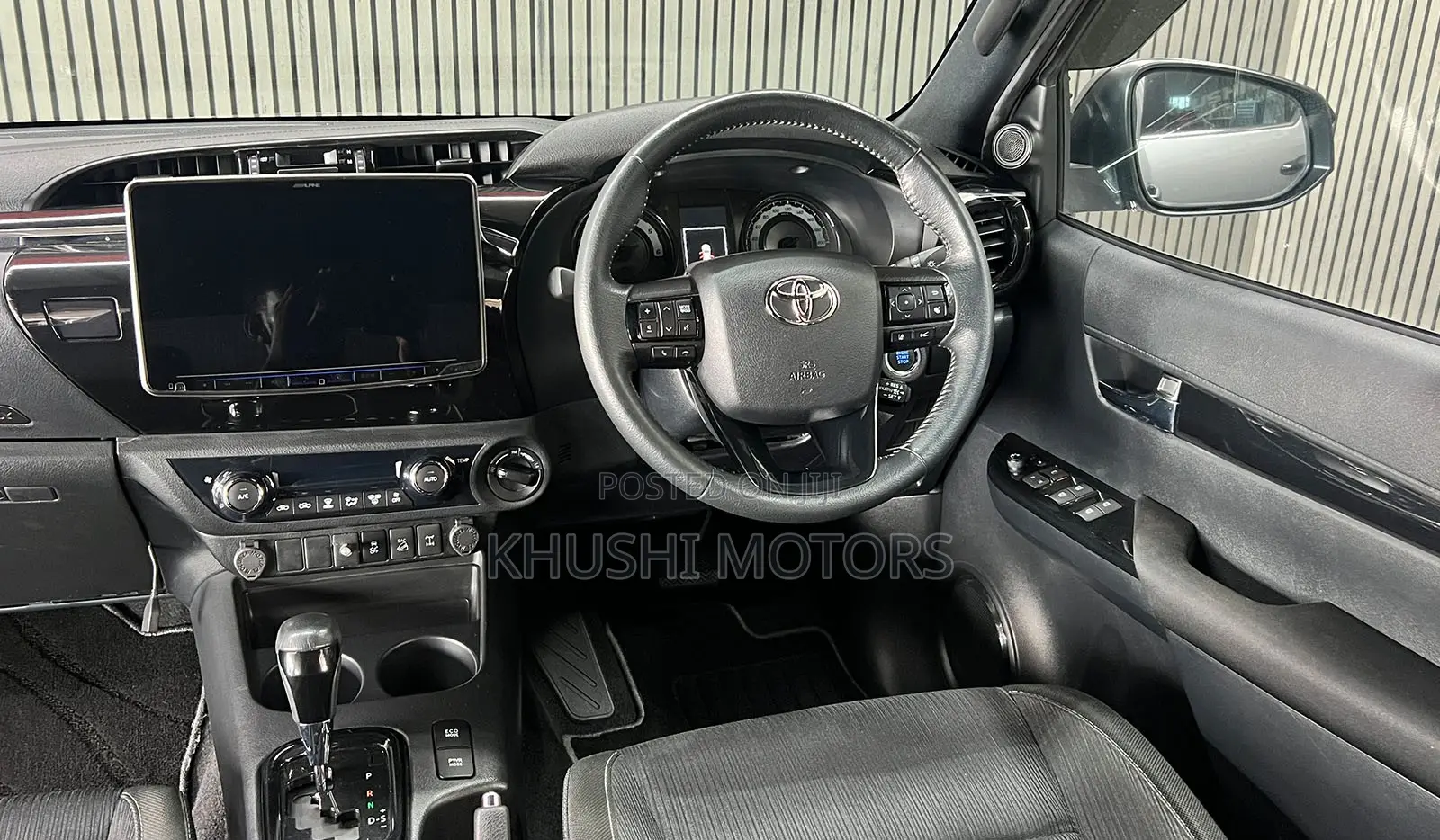 Toyota Hilux 2020 Silver