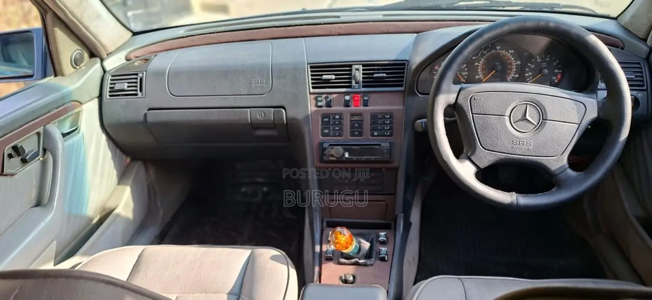 Mercedes-Benz C220 1994 Blue