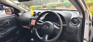 Nissan Latio 1.2 2014 Silver