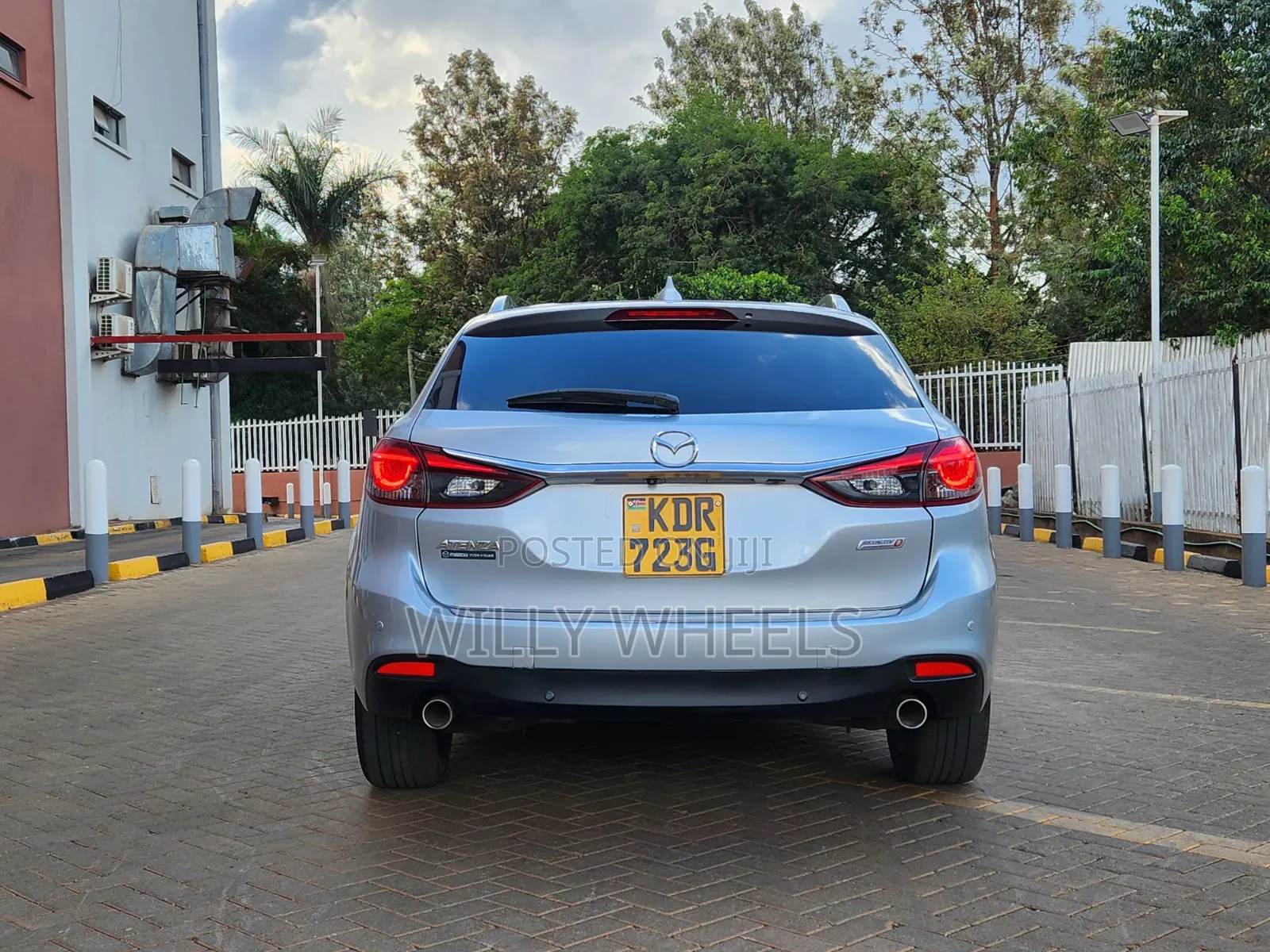 Mazda Atenza 2017 Silver