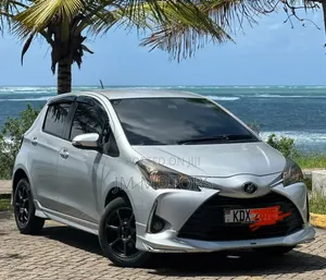 Toyota Vitz 2020 Silver
