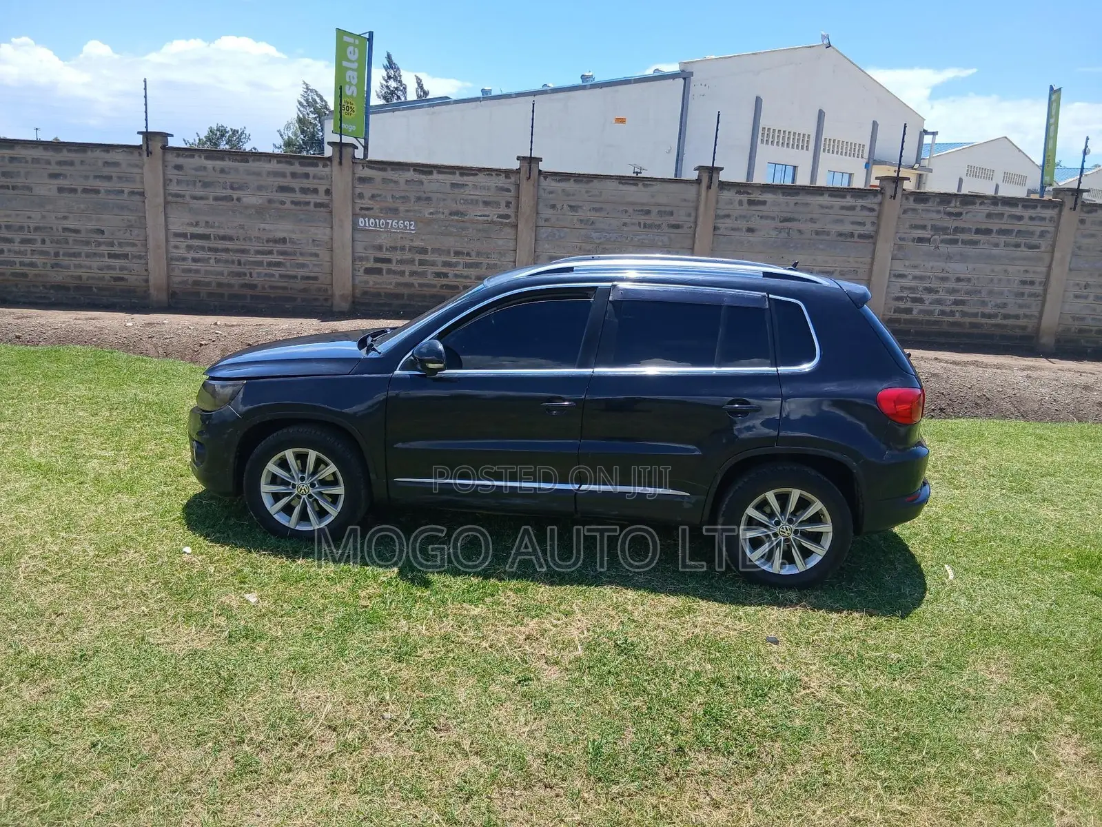 Volkswagen Tiguan 2012 Black