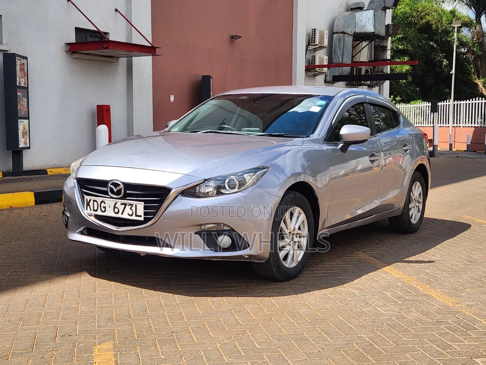 Mazda Axela SV Premium 2014 Silver