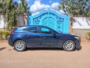Mazda Axela SV Premium 2014 Blue