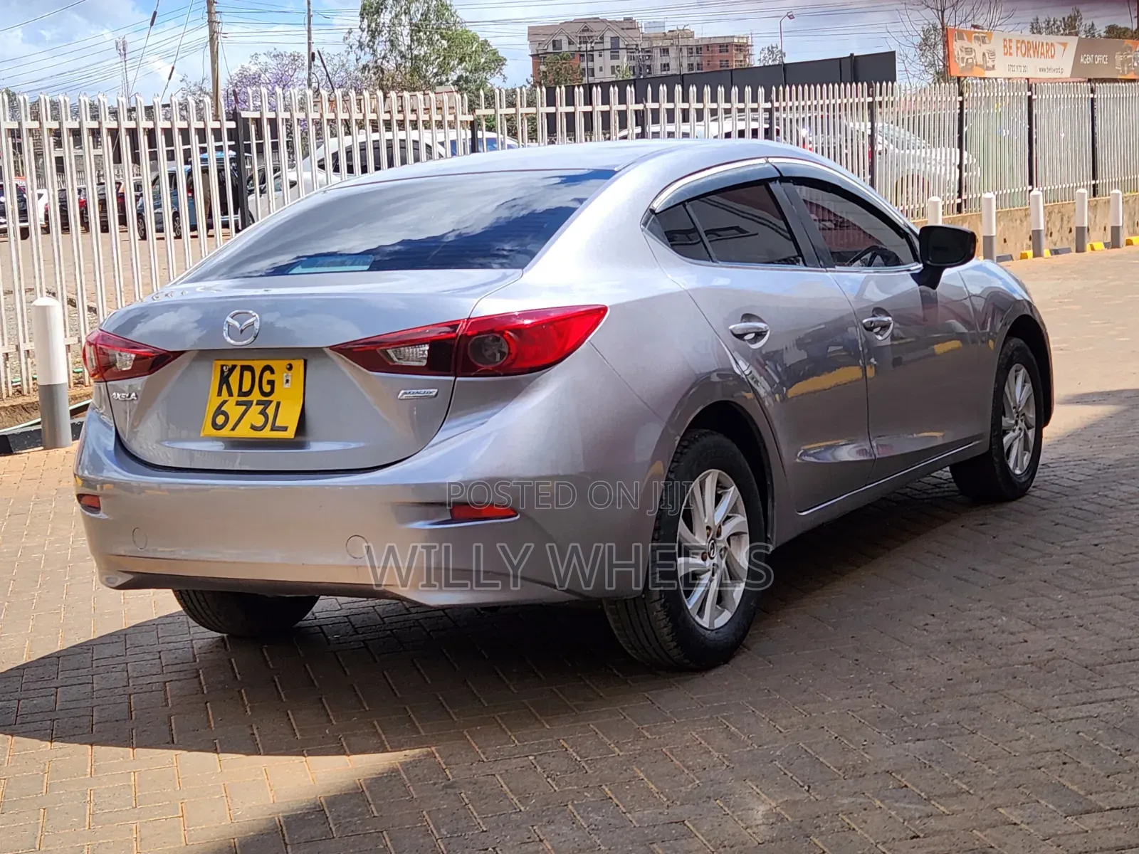 Mazda Axela SV Premium 2014 Silver