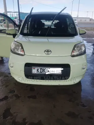Toyota Porte 1.3 FWD 2016 White