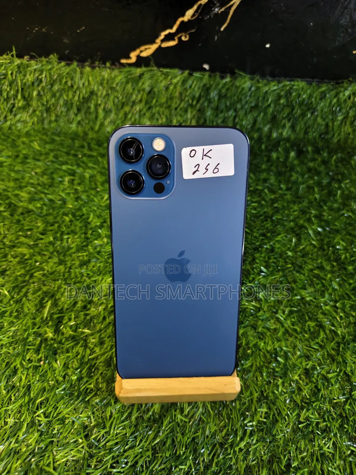 New Apple iPhone 12 Pro 256 GB Blue