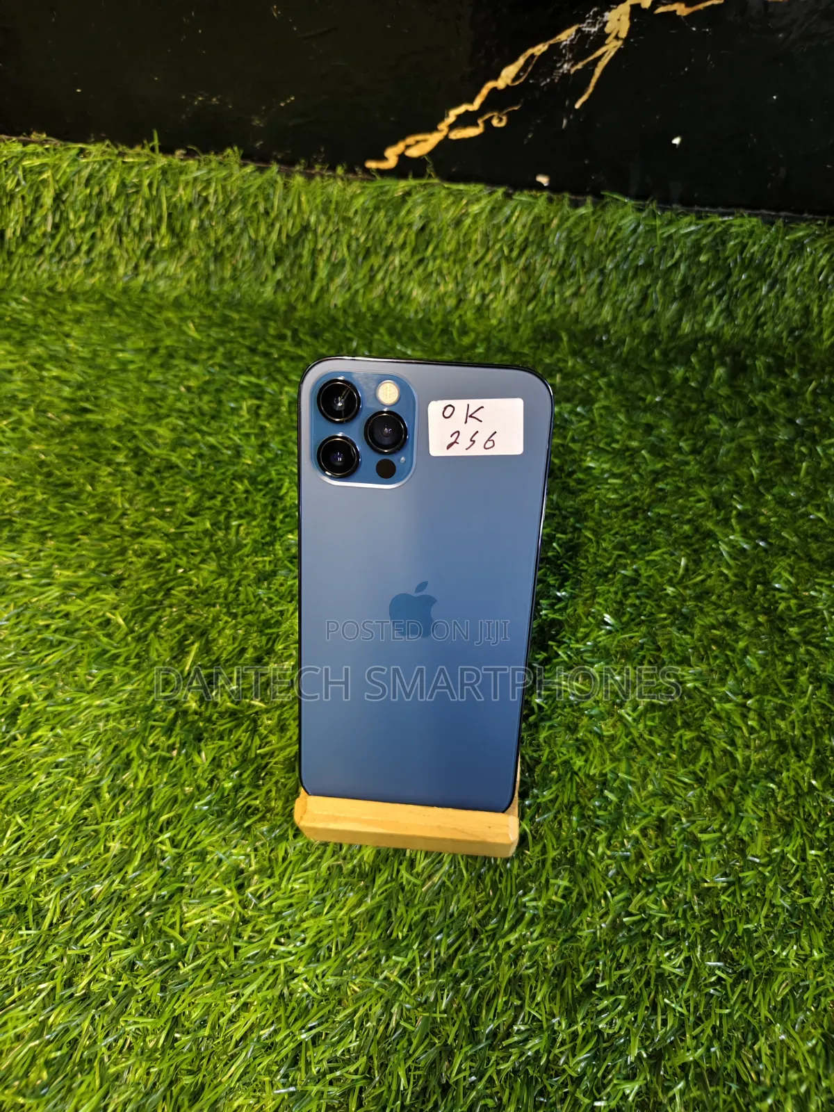 New Apple iPhone 12 Pro 256 GB Blue